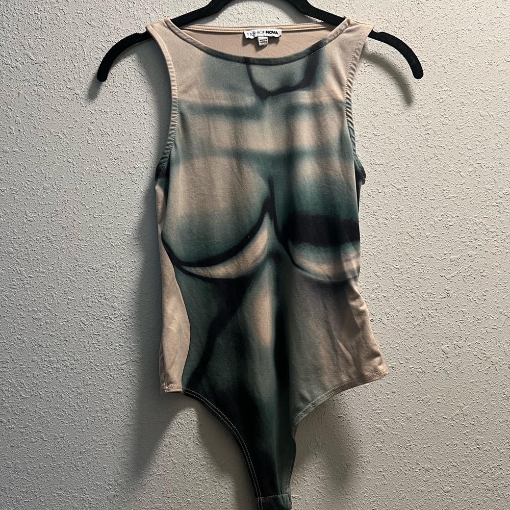 Fashion Nova Women's Artistic Bodysuit - Black and Tan